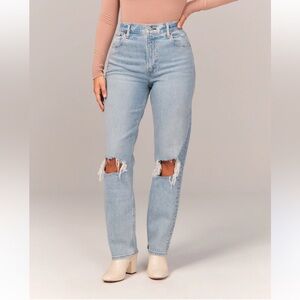 Abercrombie & Fitch Curve Love The 90s Ultra High Rise Straight Leg Jeans